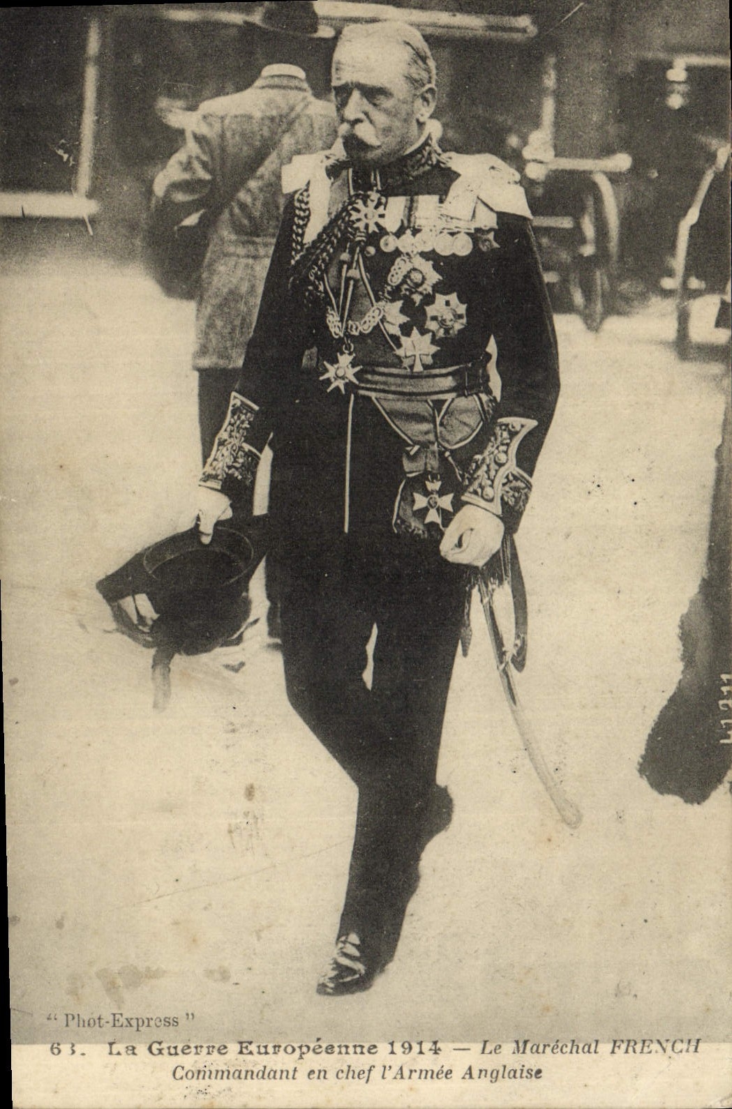 Vintage Postcard Militaria the French Marshal Ordering in chief English army