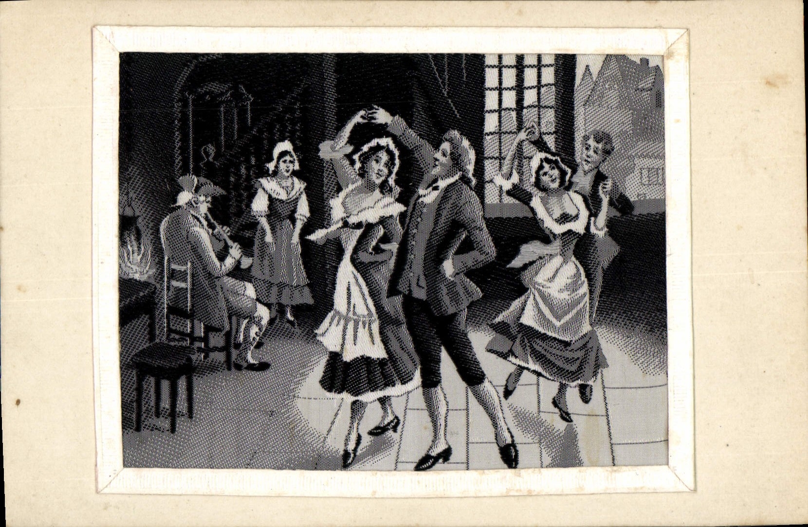 Vintage Postcard Fantaisie Woman Dances (toilée chart) SIGNAL