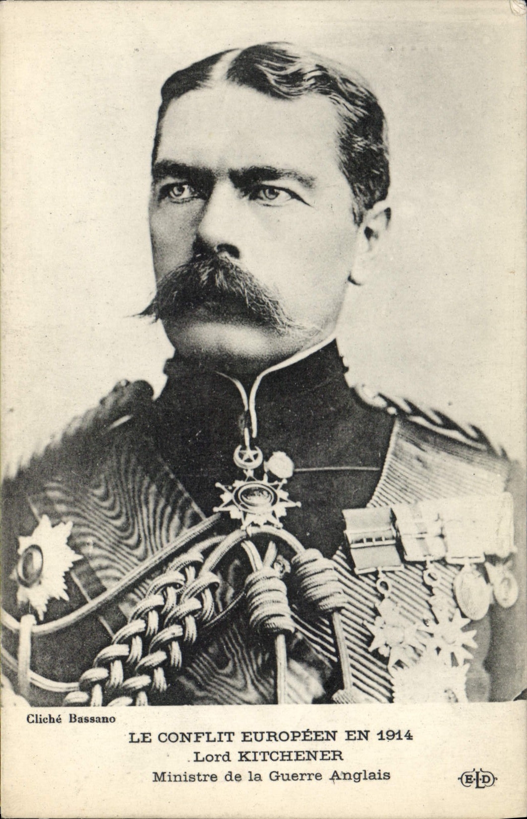 CPA Militaria Lord Kitchener Ministre de la Guerre Anglais 