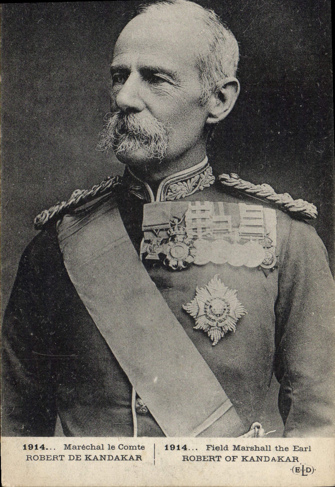 CPA Militaria Marechal le Comte Robert de Kandakar