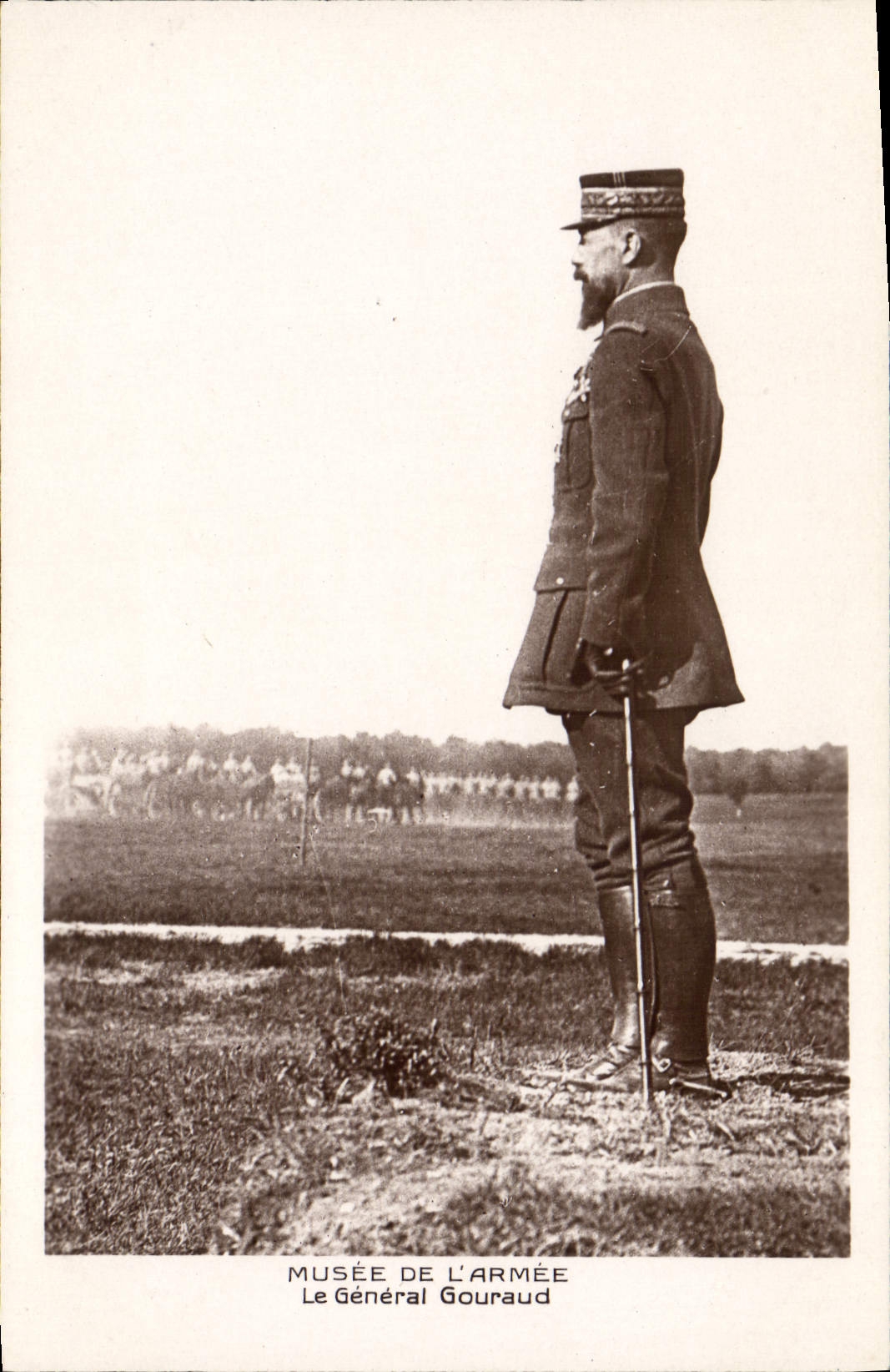 Vintage Postcard Militaria General Museum of the army Gouraud