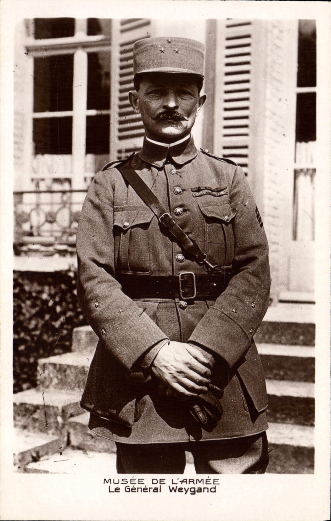 Vintage Postcard Militaria Paris Museum of the army general Weygand