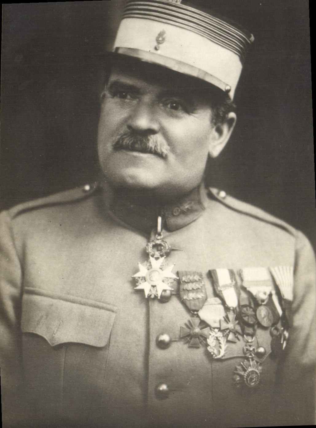 Postal Militaria el Coronel Raynal Defensa del Fuerte de vale