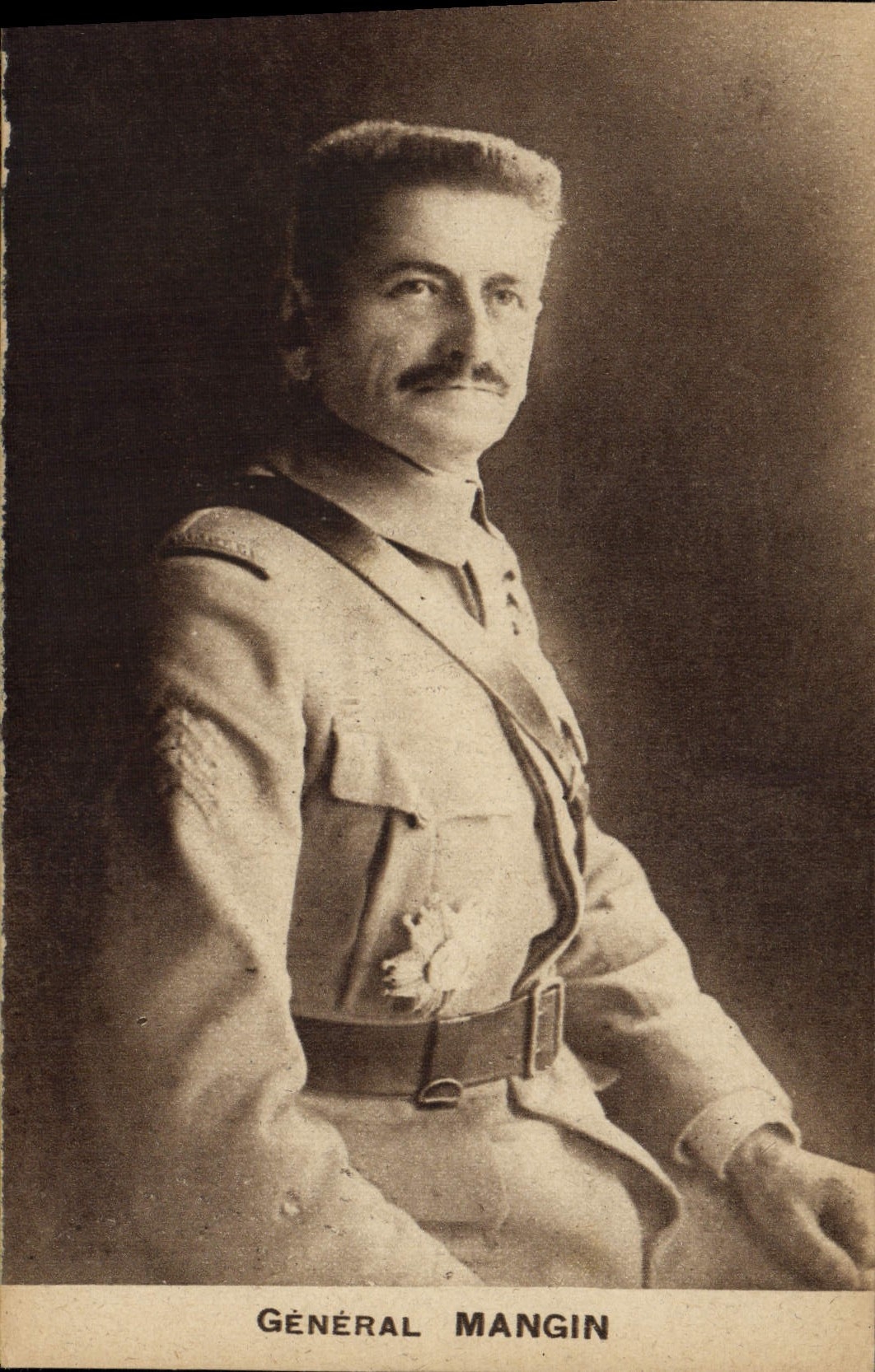 CPA Militaria General Mangin 
