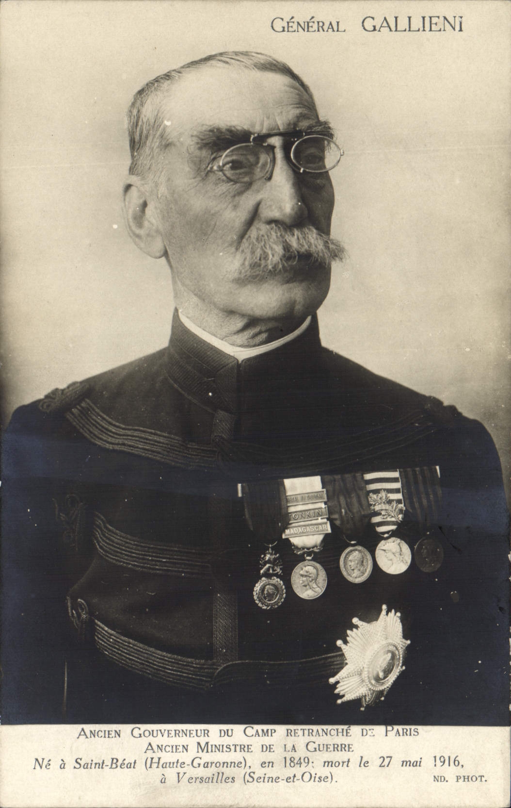 Postal Militaria General Gallieni Antiguo gobernador del campamento atrincherado de París antiguo Ministro de Guerra Santo-Feliz