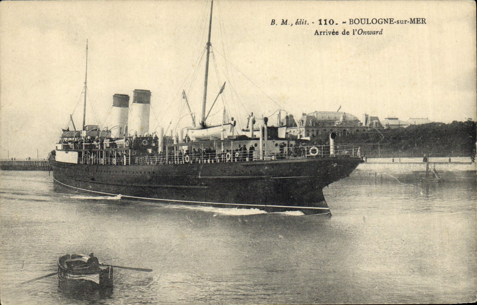 Vintage Postcard Boat Boulogne Steamer on Arrived Sea of Onward