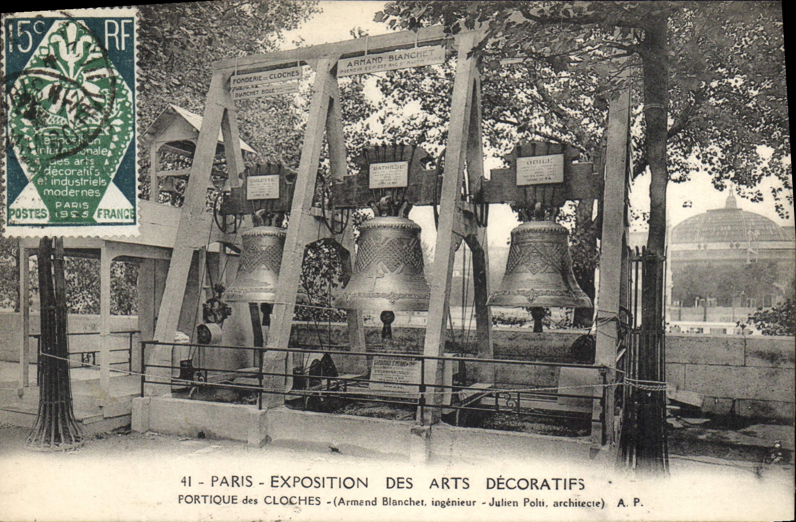 CPA Cloche Exposition internationale des Arts Decoratifs Paris Les cloches de Corbie 