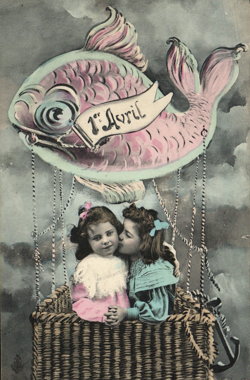 Vintage Postcard Fantasy Easter Poisson Children April 1st Mongolfiere Balloon