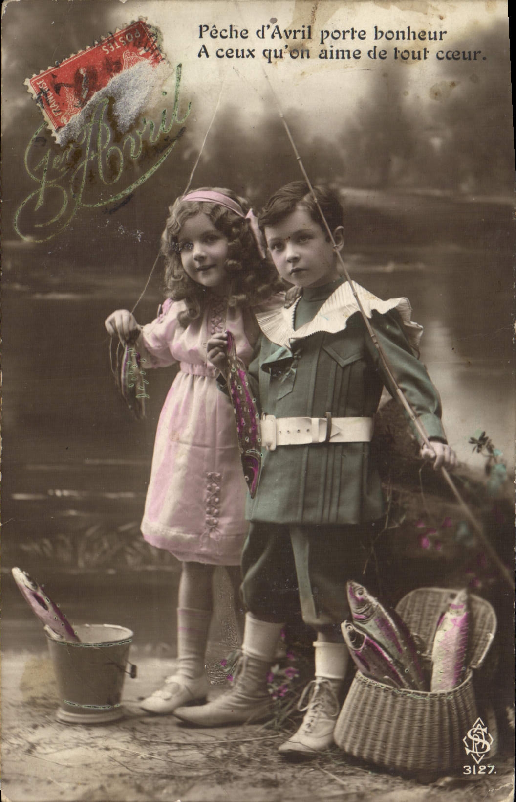 CPA Fantaisie Paques Poisson Enfants 