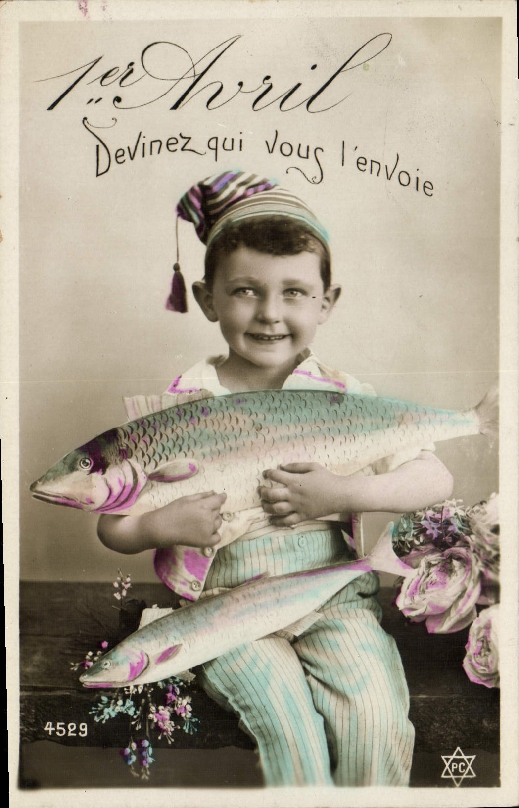 CPA Fantaisie Paques Poisson Enfant 1er Avril 