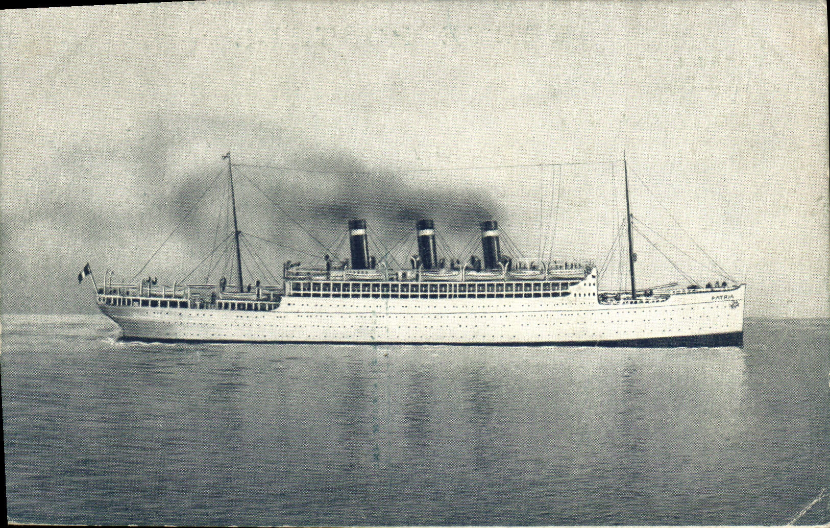 CPA Bateau Paquebot Fabre Line SS Patria