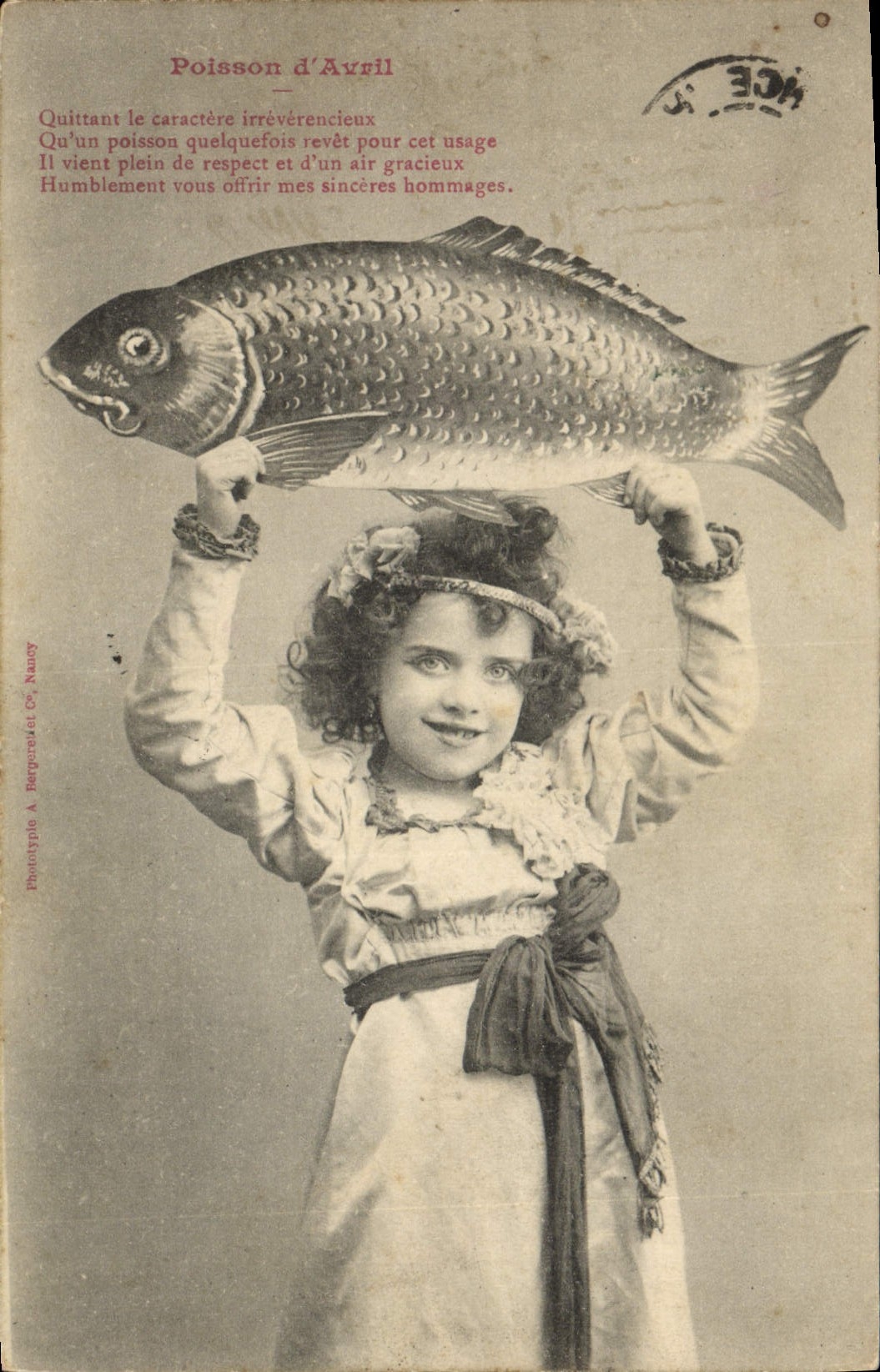 CPA Fantaisie Enfant Poisson d'Avril 
