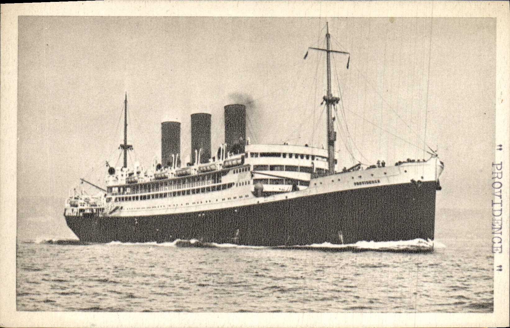 CPA Bateau Paquebot Providence 