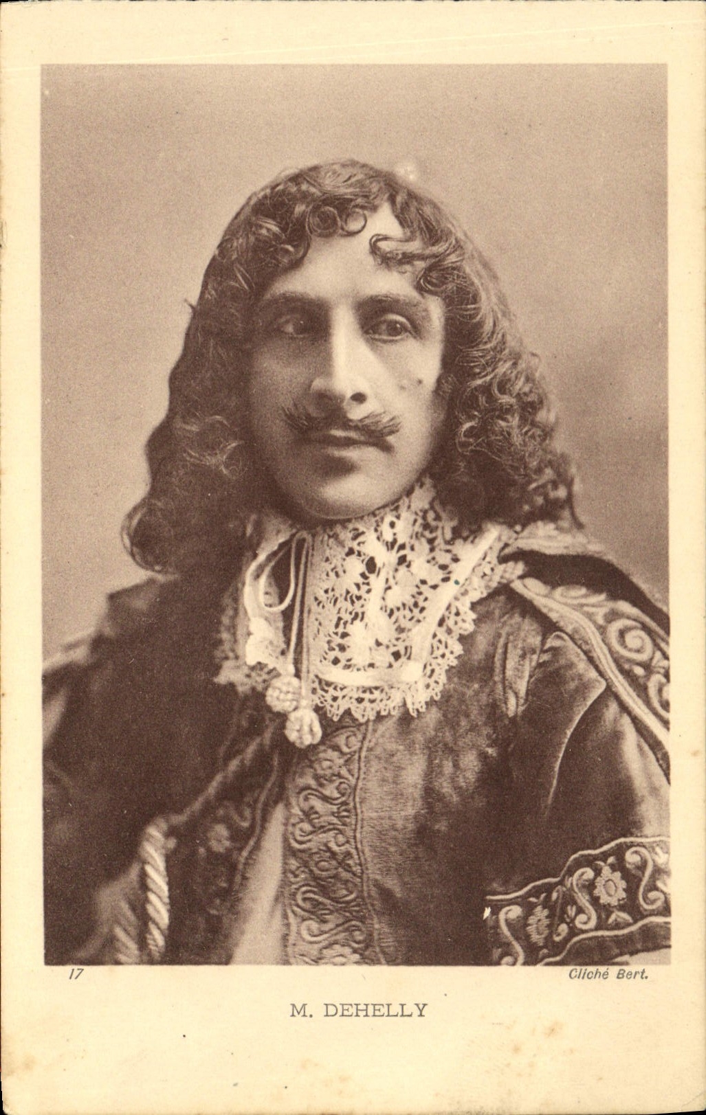 Postal Cine M Dehelly Mosquetero