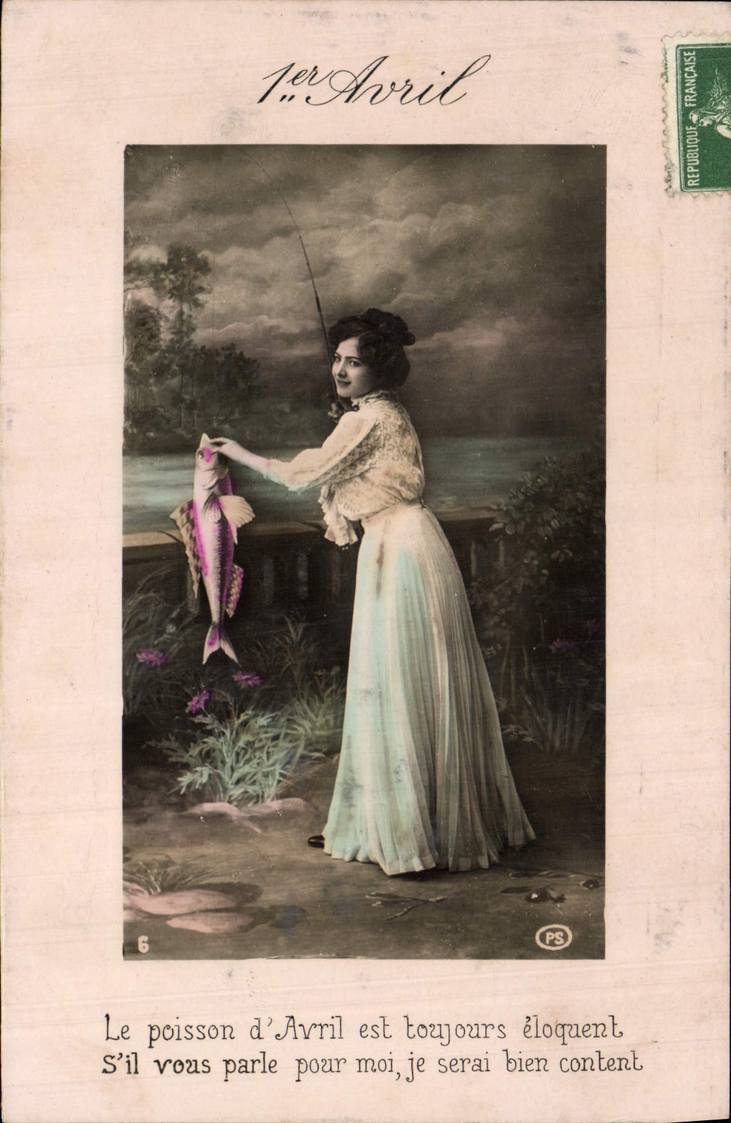 CPA Fantaisie Paques Poisson Femme 