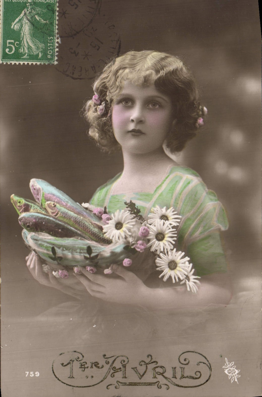 CPA Fantaisie Paques Poisson Enfant 