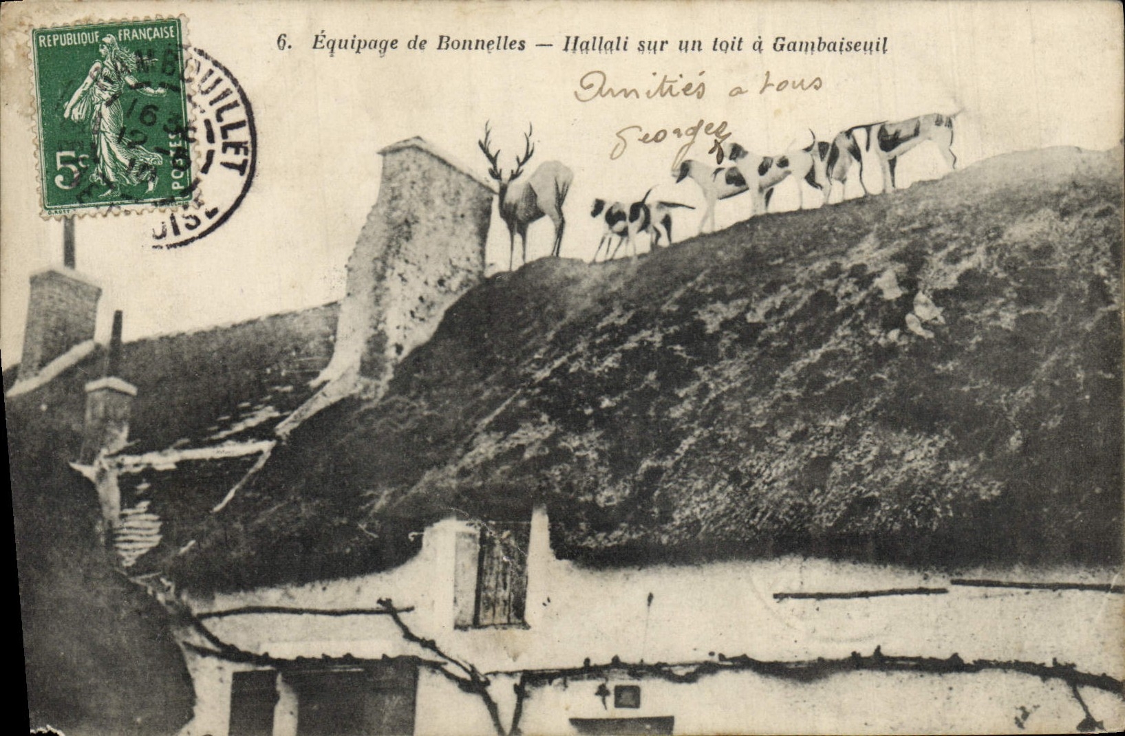 CPA Chasse a courre Equipage de Bonnelles Hallali sur un toit a Gambaiseuil Chien Chiens 