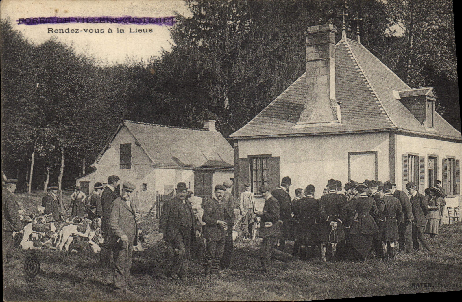 CPA Chasse a courre Foret de Villers Cotterets Rendez vous a la Lieue Chien Chiens 