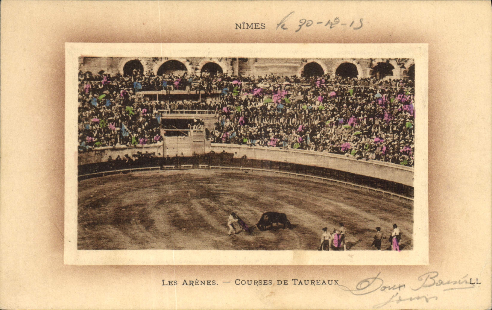 CPA Corrida Course de taureaux Nimes Les arenes