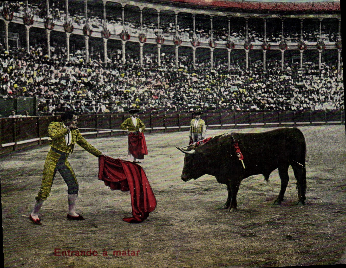 Postal Corrida Curso de toros Entrande a matar