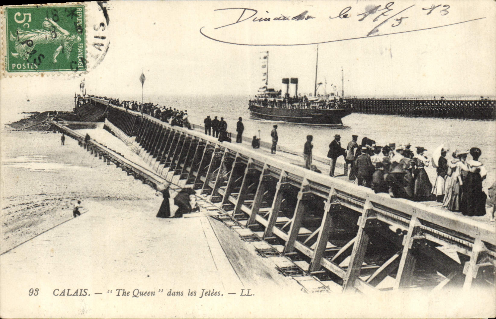 Vintage Postcard Boat Steamer Calais The Queen in the piers