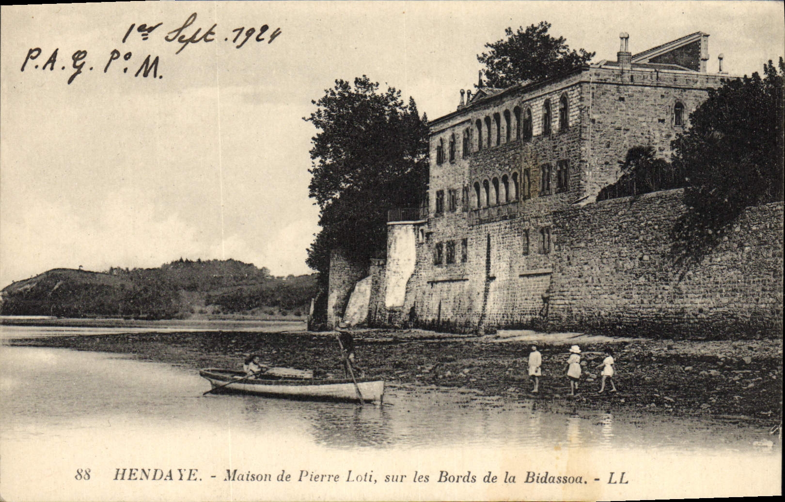 Postal Pierre Parcelado Hendaya Casa sobre los bordes del Bidassoa