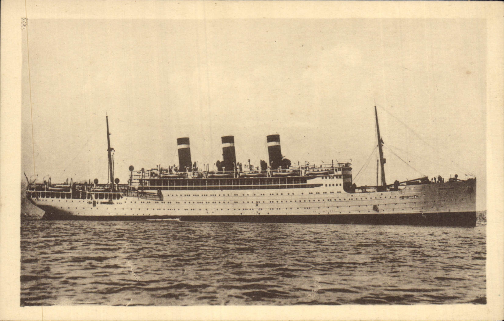 CPA Bateau Paquebot SS Providence Cie Cyp Fabre