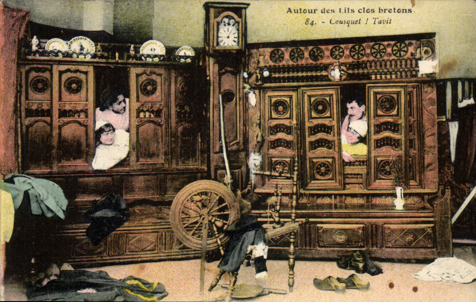 Vintage Postcard Folklore Closed Beds Cousquet Tavit