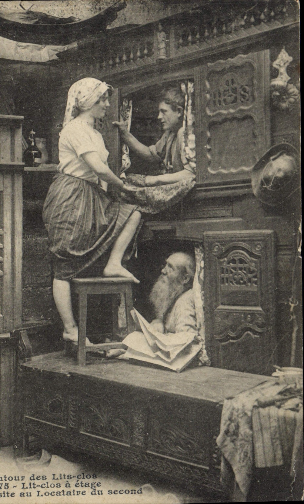 Vintage Postcard Folklore Closed Beds Visits with the tenant of the second
