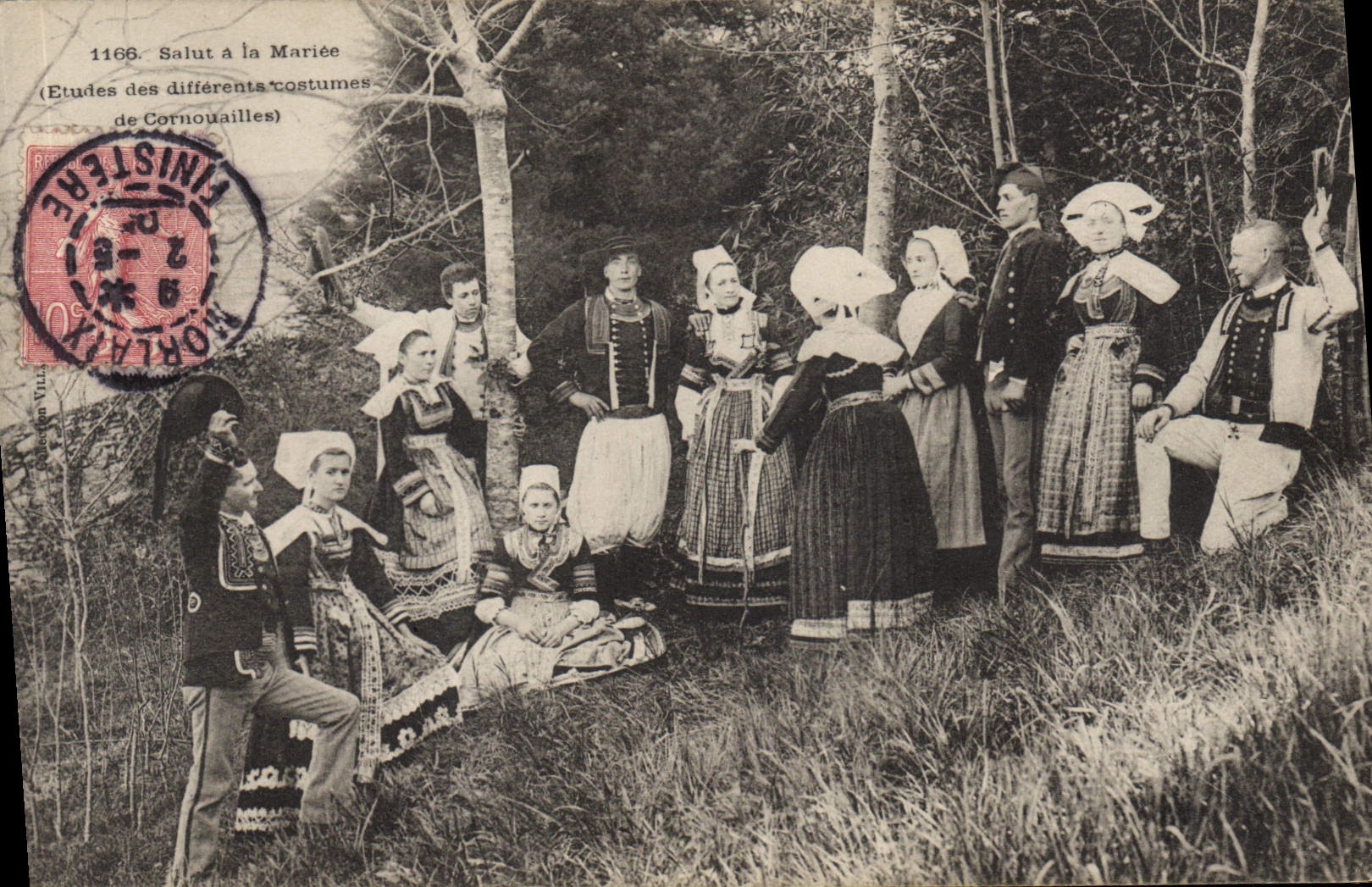 CPA Folklore Lits Clos Salut a la mariee Cornouailles Mariage 