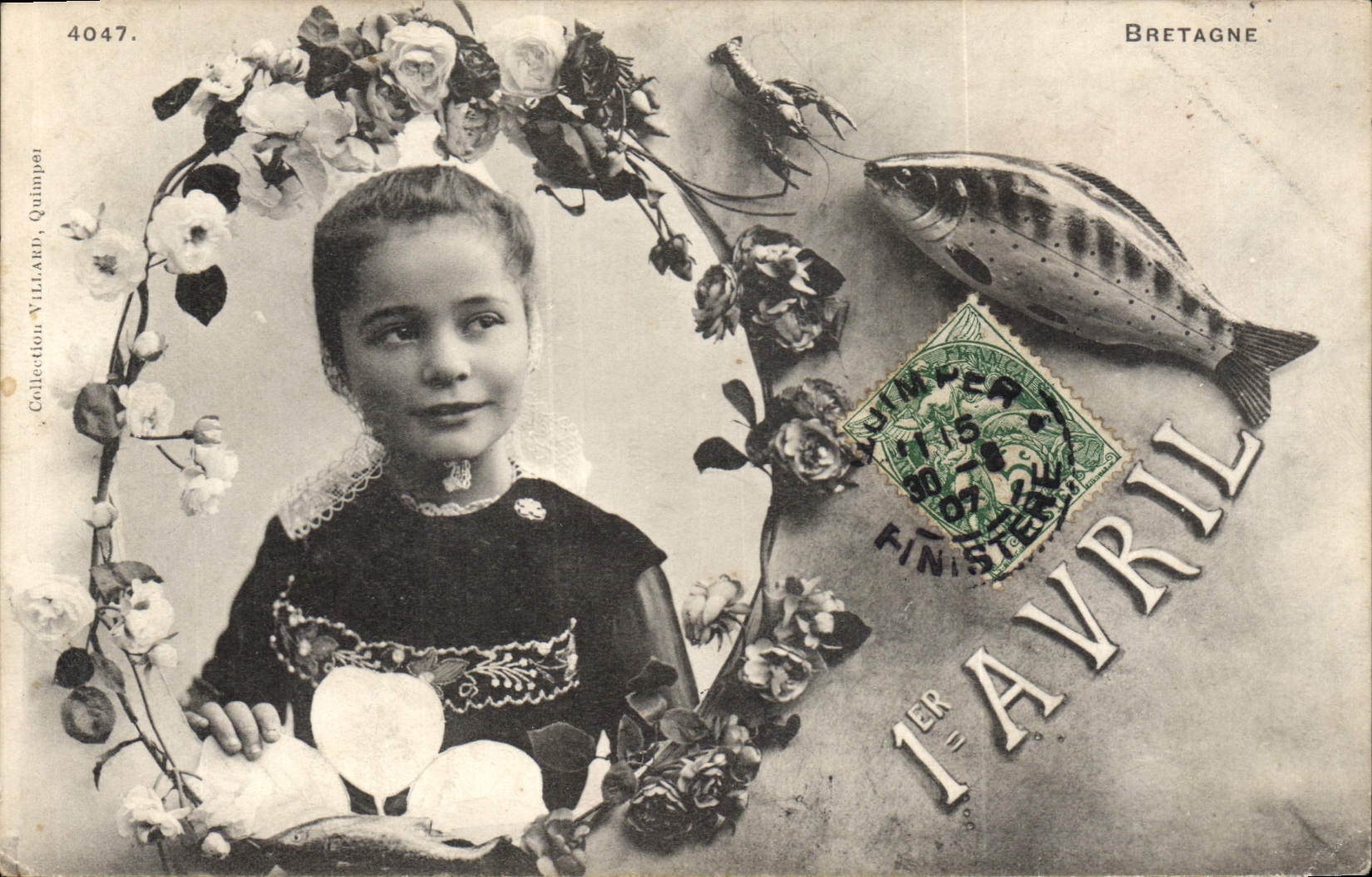 CPA Fantaisie Paques Poisson Femme 