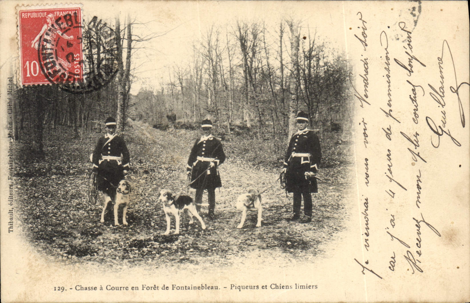 CPA Chasse a courre en Foret de Fontainebleau Piqueurs et chiens limiers Chiens Chien
