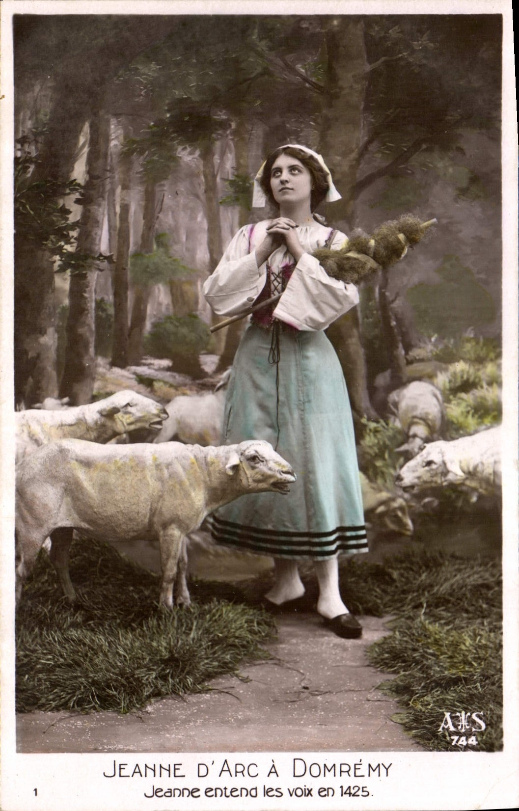 CPA Jeanne d'Arc a Domremy Jeanne entend les voix en 1425 