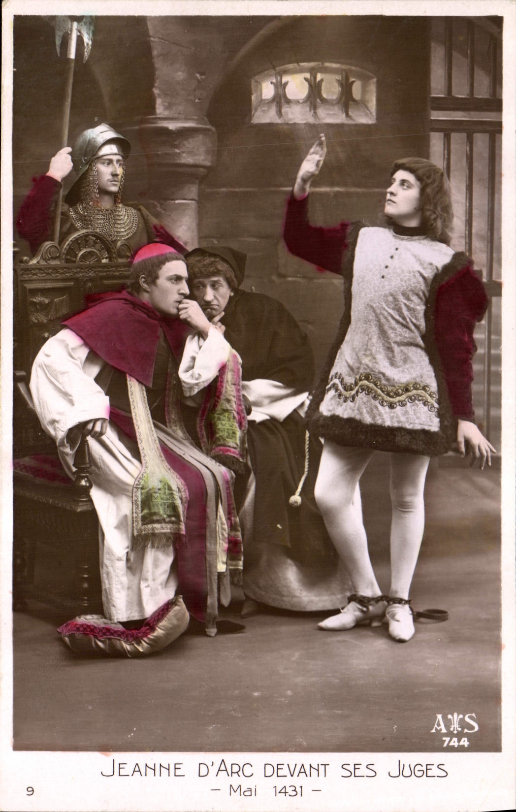 CPA Jeanne d'Arc devant ses juges 