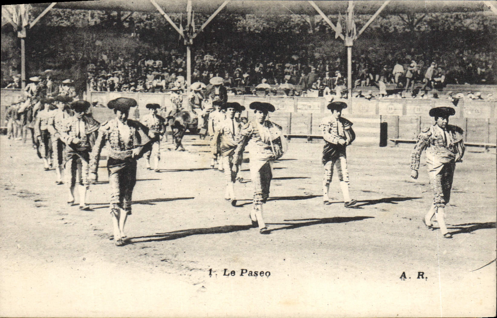 CPA Corrida Course de taureaux Le paseo