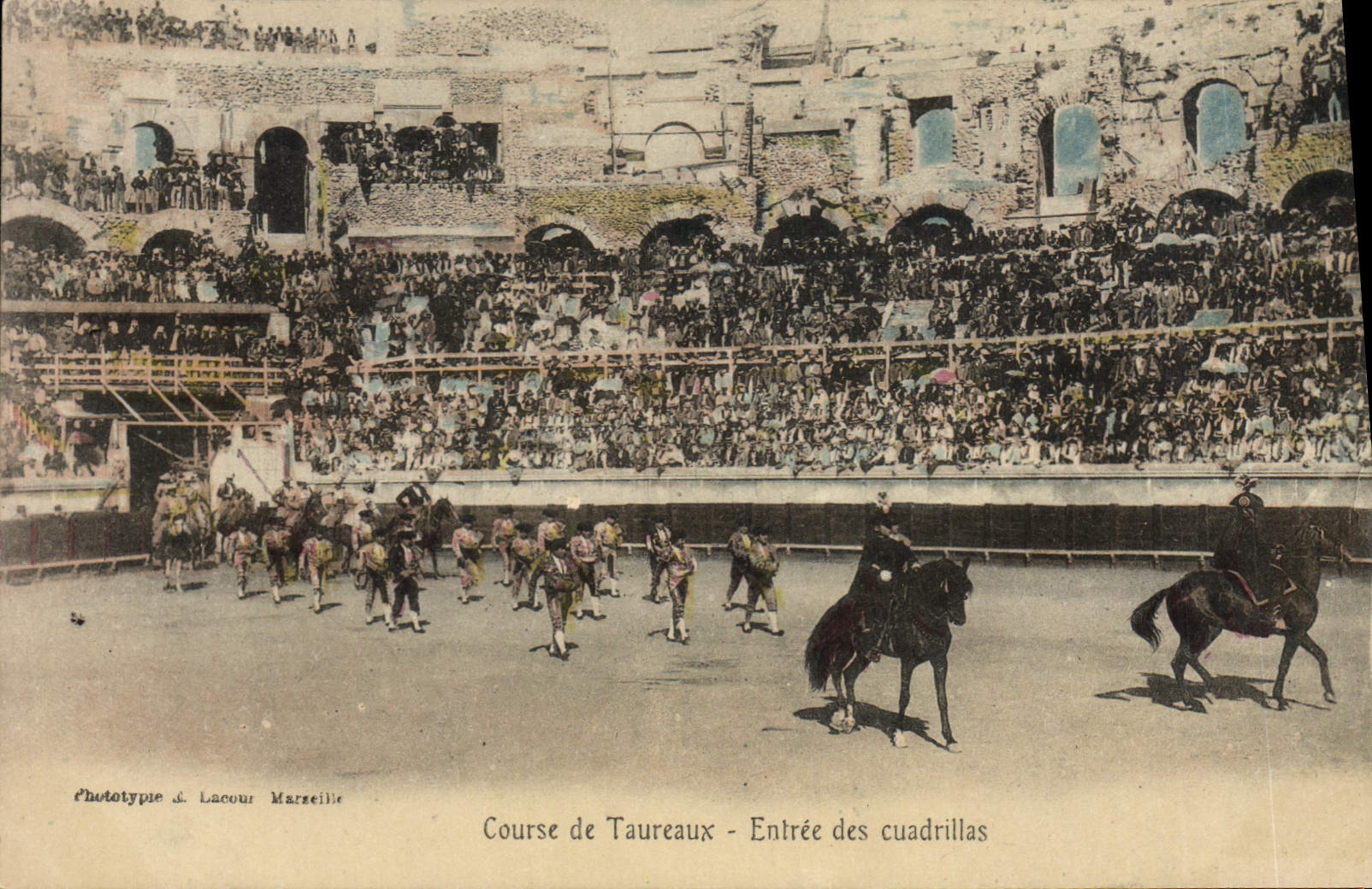 CPA Corrida Course de taureaux Entree des cuadrillas