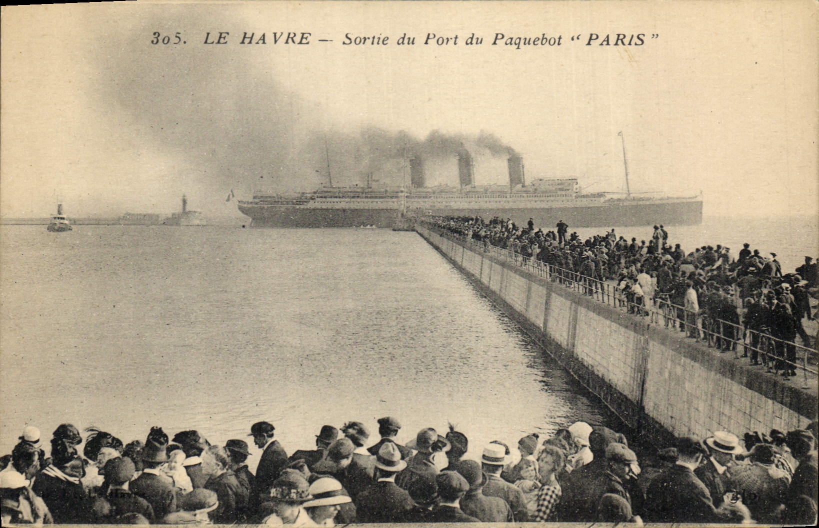 Vintage Postcard Boat Steamer Le Havre Left the port of the Paris Steamer
