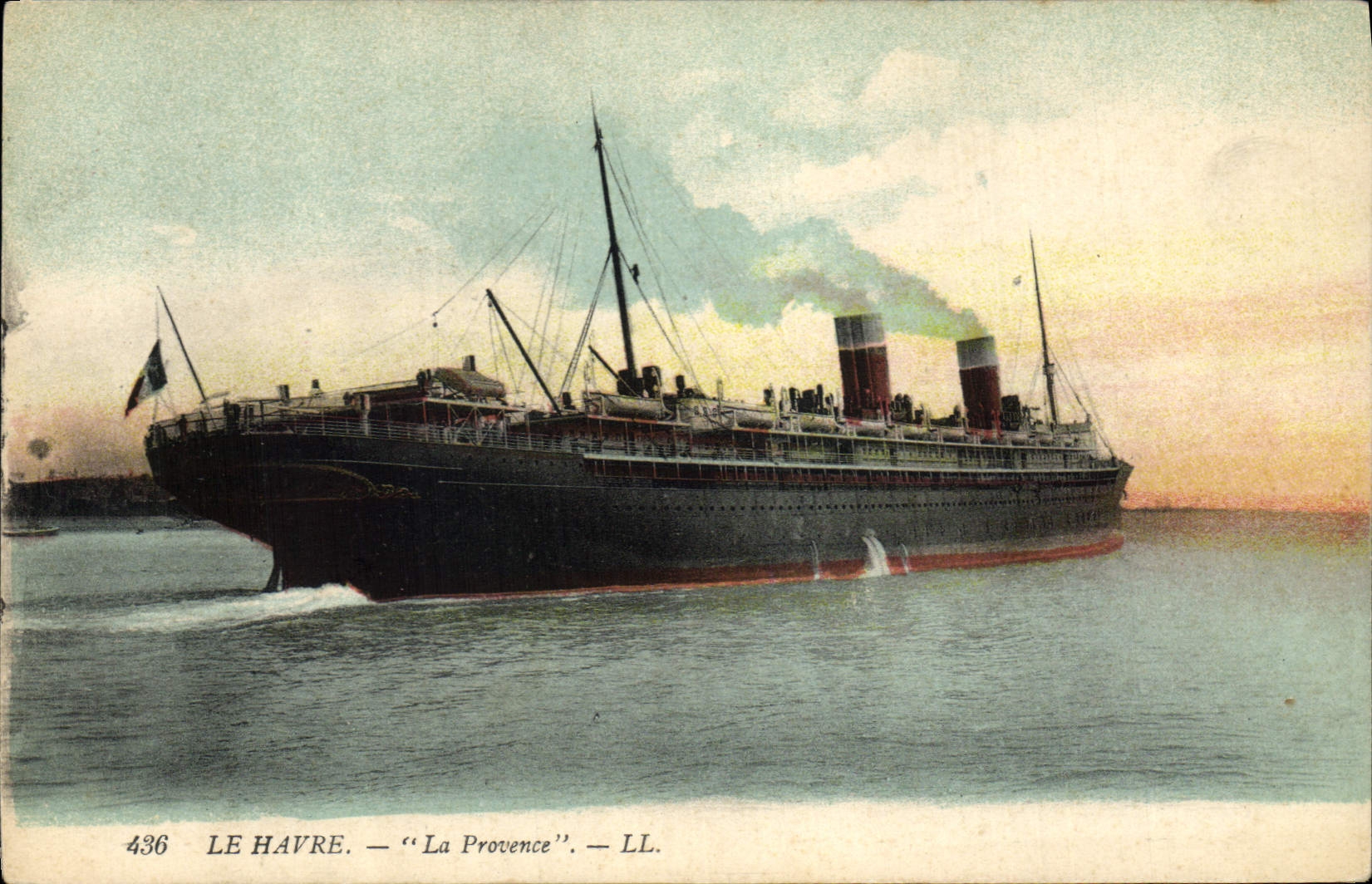CPA Bateau Paquebot Le Havre La Provence 