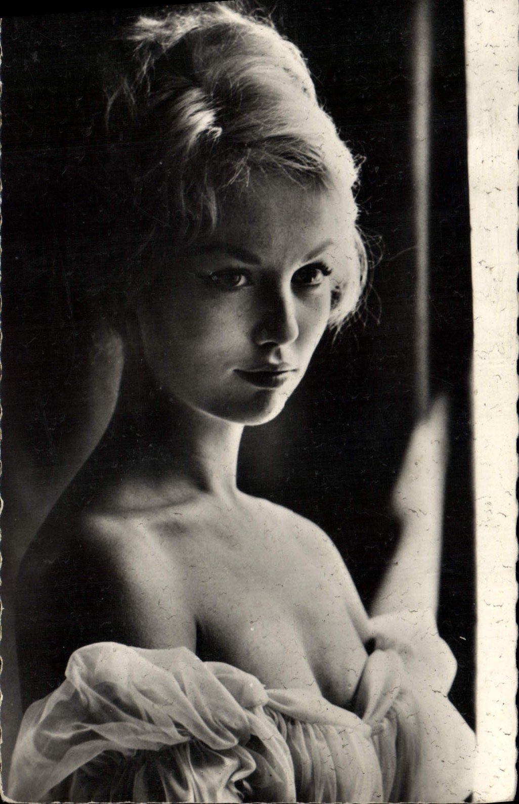 Postal Cine Mylene Demongeot