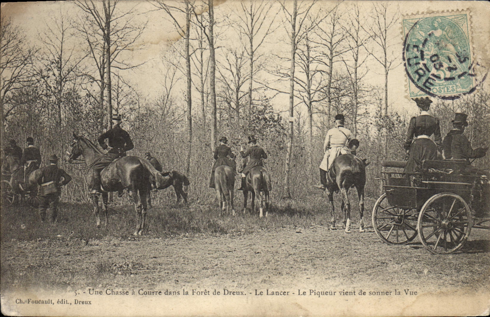 CPA Chasse a courre dans la foret de Dreux Le lancer Le piqueur vient de donner la vue