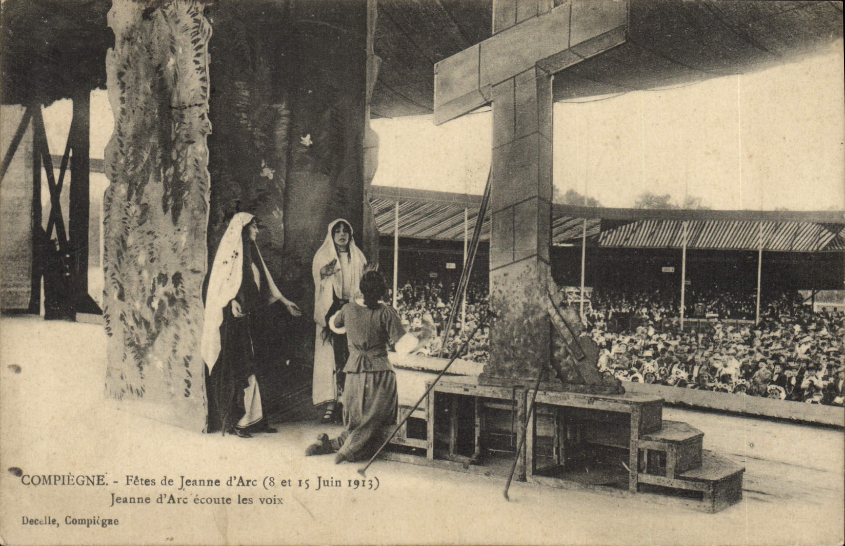 Postal Compiègne Fiestas de Juana de Arco 8 y 15 de junio de 1913 Juana de Arco escucha los ve