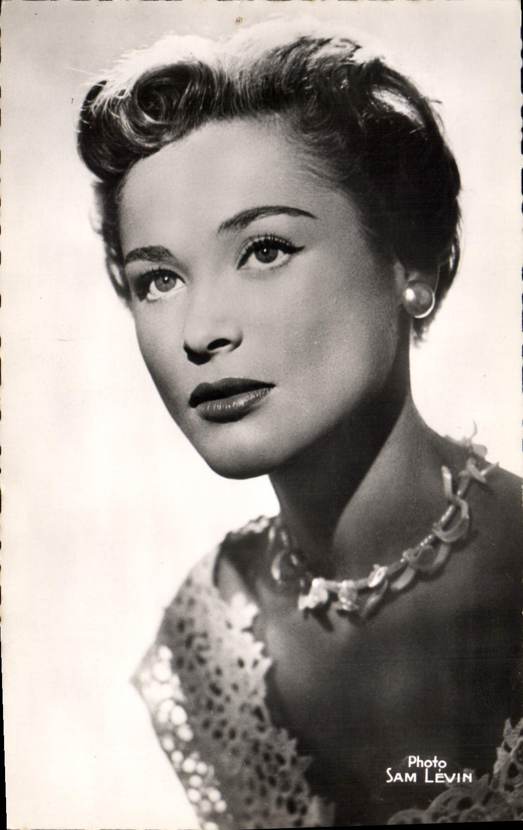 Modern Postcard Cinema Bleated Darvi