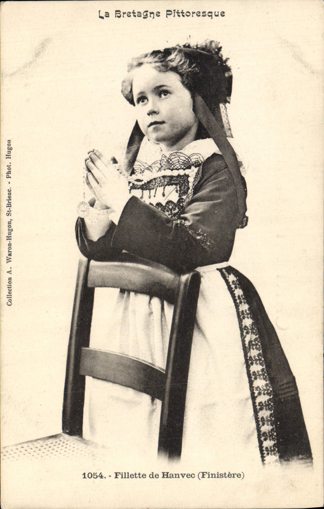 Postal Folclore Bretaña Nina de Hanvec