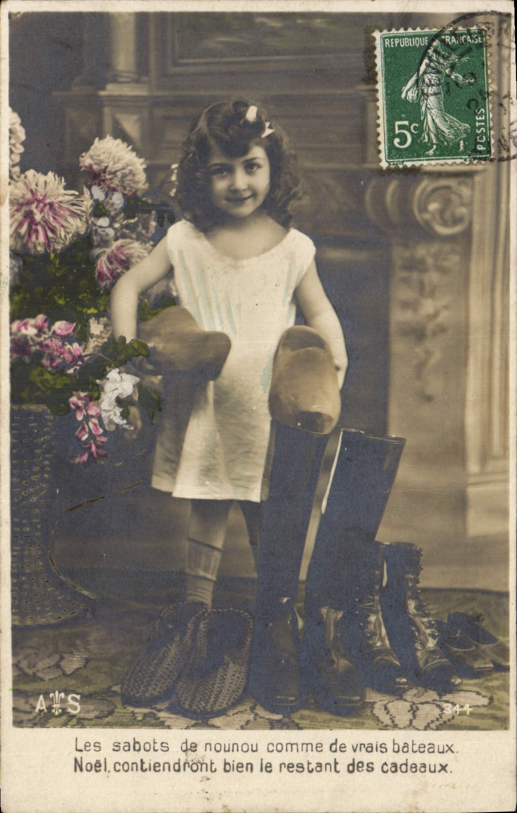 CPA Sabot Fantaisie Enfant Chaussures 