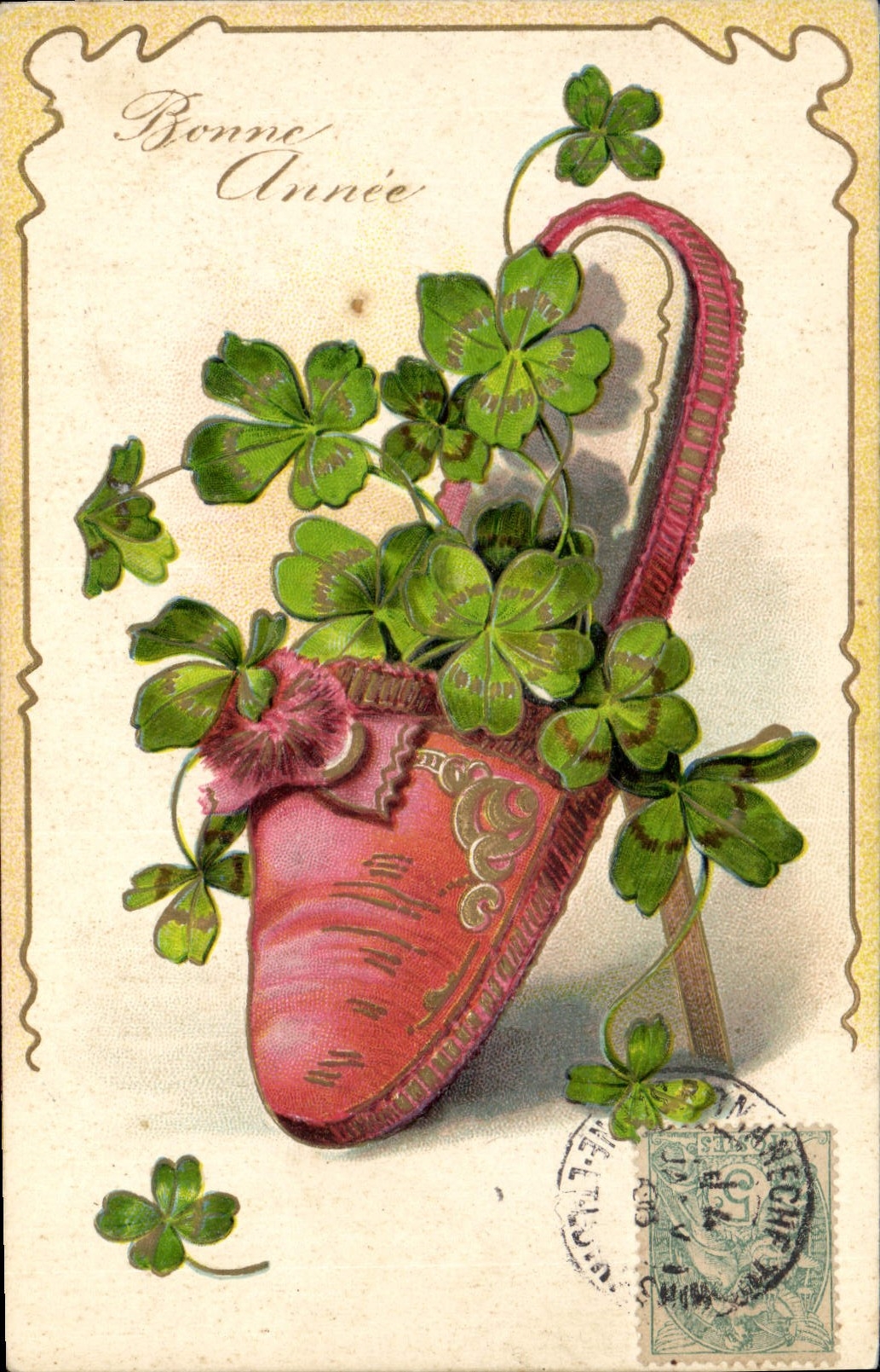 CPA Fantaisie Pantoufle Fleurs Trefles 