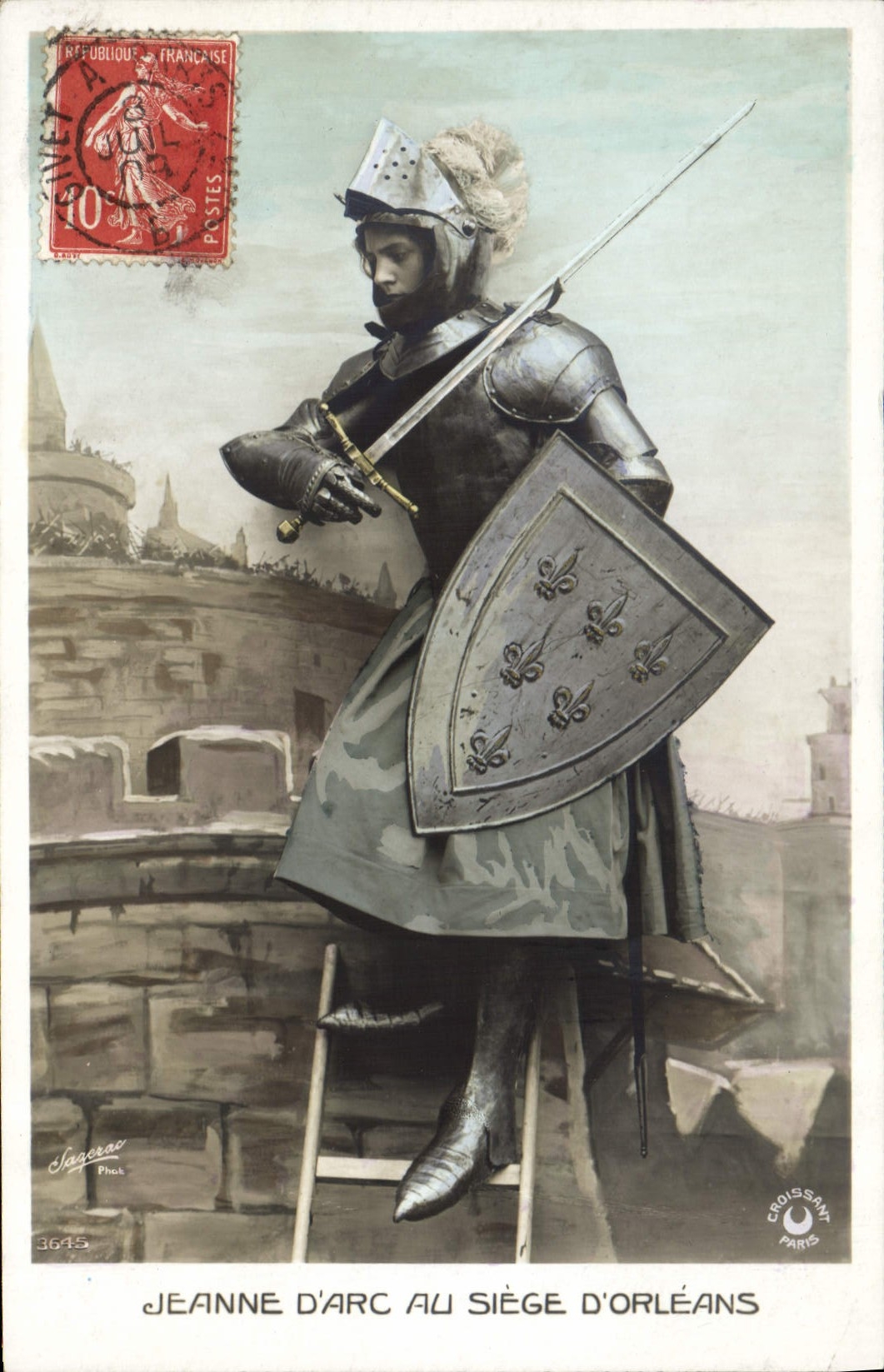 Vintage Postcard Joan of Arc with the seat of Orleans