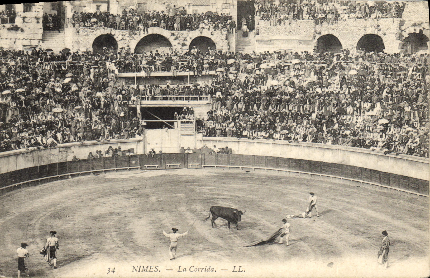 Postal Corrida Corrida de toros Nimes la corrida