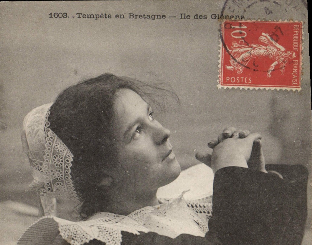 CPA Folklore Tempete en Bretagne Ile des Glemens 