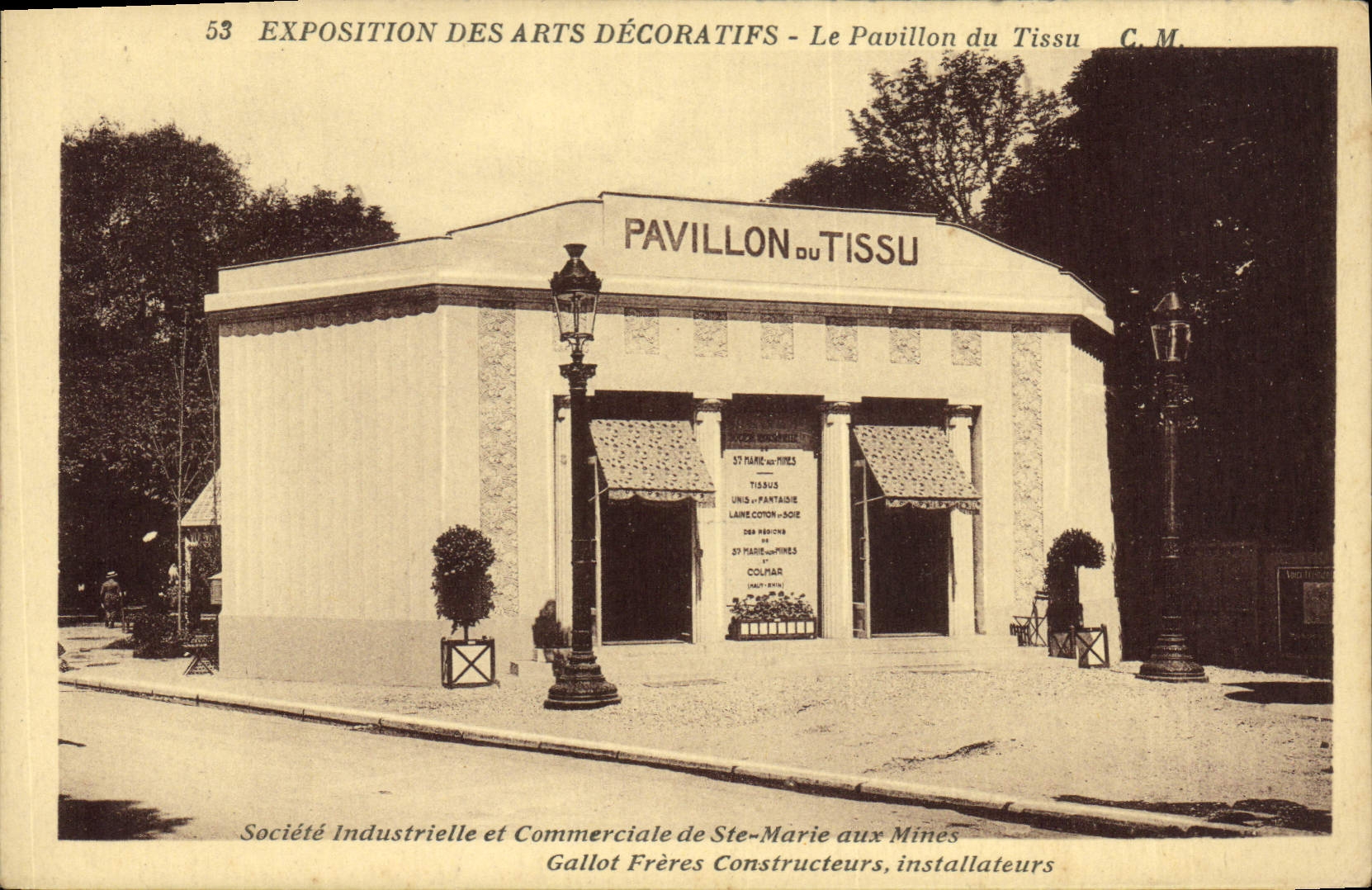 Postal París Exposición de las Artes Decorativas el pabellón del tejido