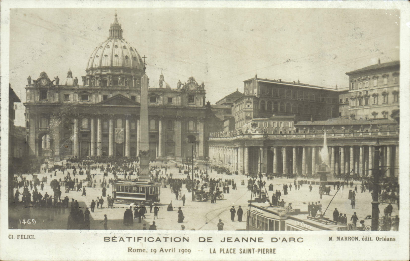 CPA Jeanne d'Arc Beatification Rome La place Saint Pierre 19 avril 1909 